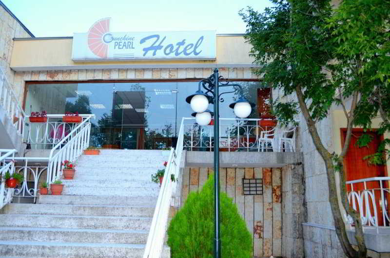 Sunshine Pearl Family Hotel Kavarna Exterior photo